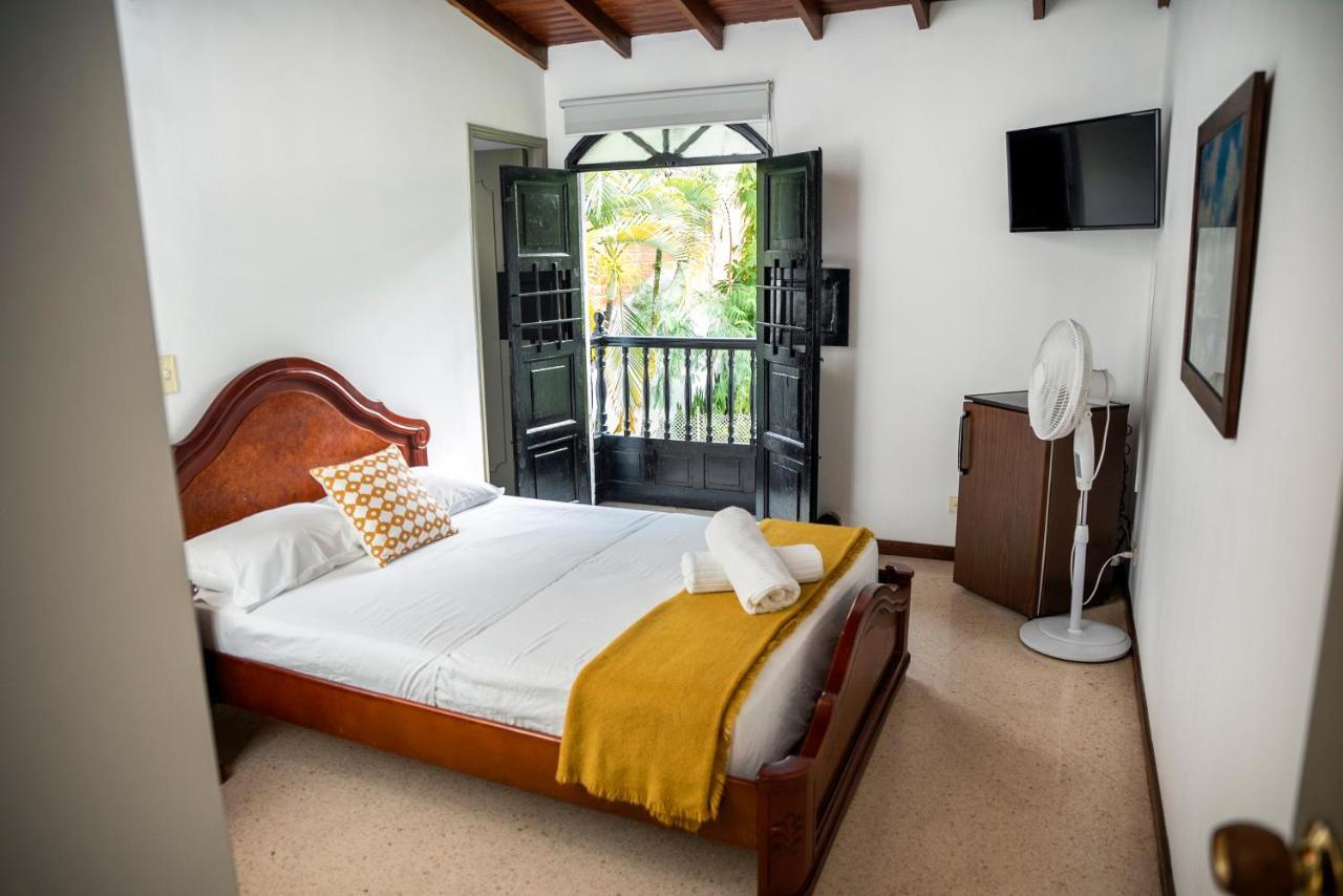 Hotel Casa Rosales Medellín Zimmer foto